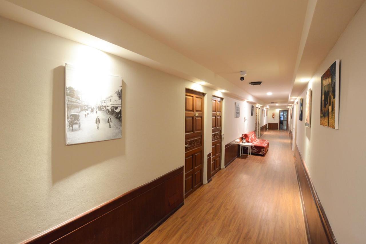 Thaiphiphat House Bangkok Ngoại thất bức ảnh
